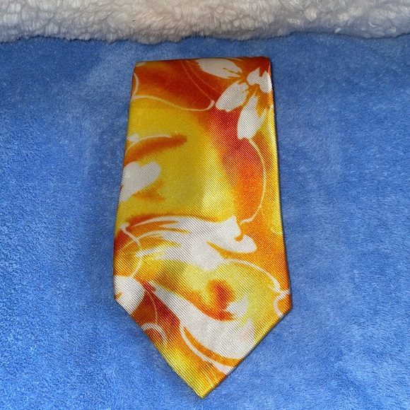 Prince Kuhio Other - Vintage Prince Kuhio Men’s Tie.  Made in Hawaii.